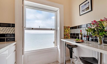 1 Bed in Tenby 9