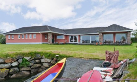 4 Bed in Dingle