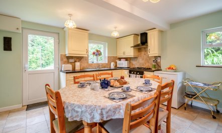 2 Bed in Glengarriff 3