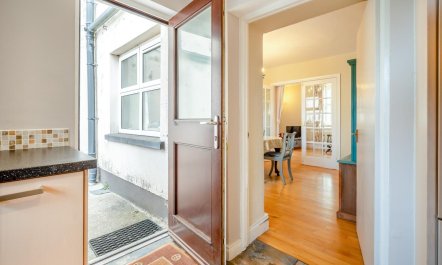 3 Bed in Newcastle 8