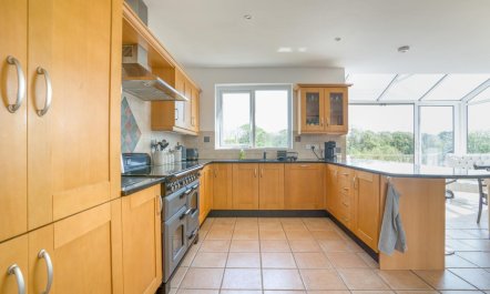 4 Bed in Bushmills 8