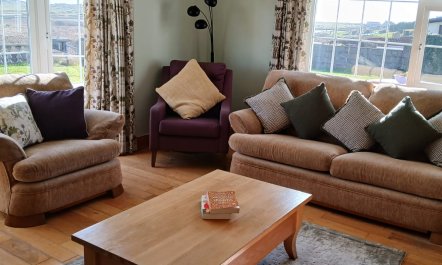 4 Bed in Annascaul 4