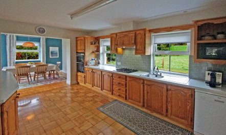4 Bed in Beara 4
