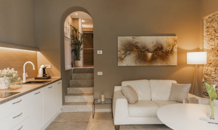 Golden Villa 1