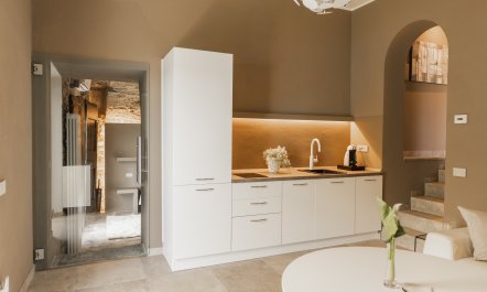 Golden Villa 6