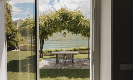Golden Villa 8