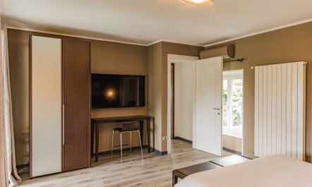 The Majestic Realm 8