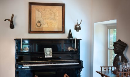 Hidden Villa 5