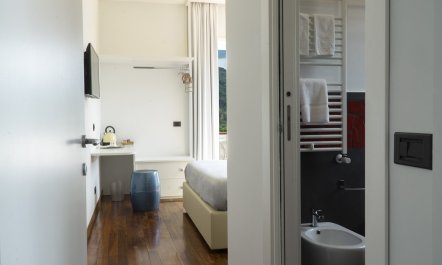 The Sorrento Pearl 9