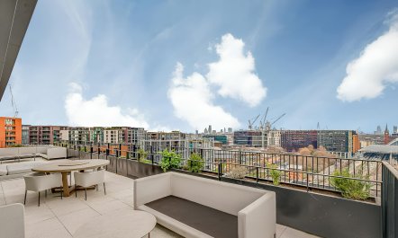 The King's Crossing 1