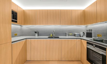 The King's Crossing 6