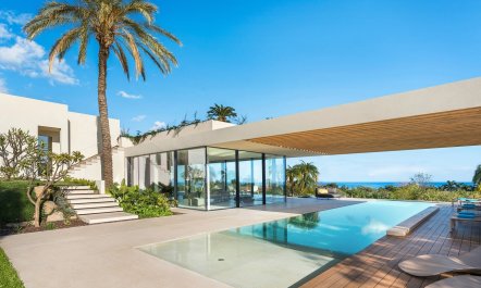 The Sicilian Seaside Retreat