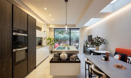 London Terrace 4