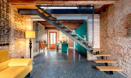 Venetian Loft 1