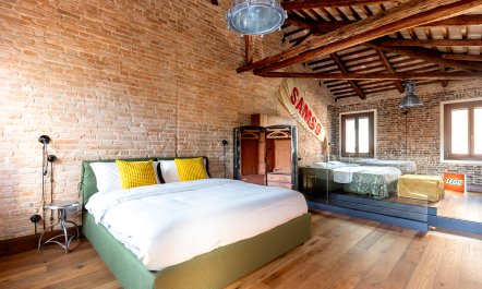 Venetian Loft 7