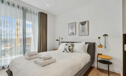 King's Cross Crown 0