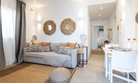 Sunny Seaside Dream 9