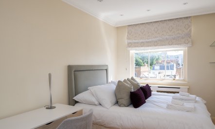 Knightsbridge Grandeur 9