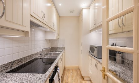 Knightsbridge Grandeur 6