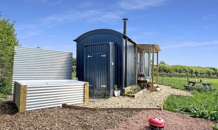 Hares Hideaway Shepherd's Hut, North Molton 5