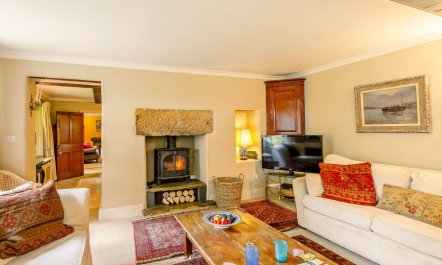 3 Bed in Harrogate 1