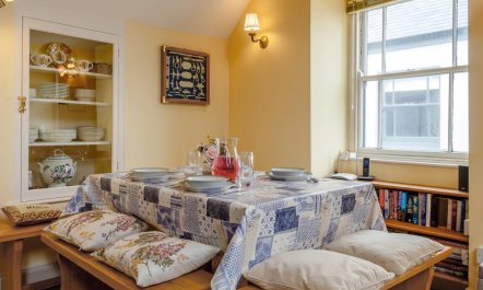 2 Bed in Appledore 3