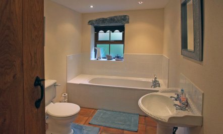 2 Bed in Co Galway 9