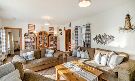 2 Bed in Dunkineely 2