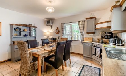 2 Bed in Dunkineely 6