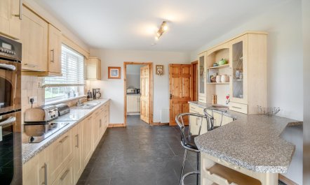 4 Bed in Killarney 9