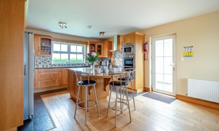 4 Bed in Schull 7