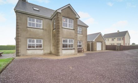 4 Bed in Schull 5