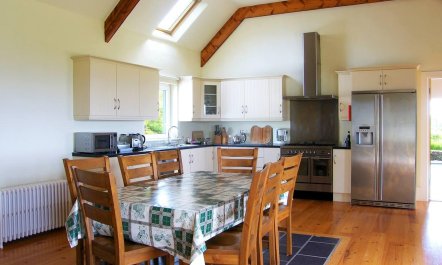 4 Bed in Caherdaniel 1