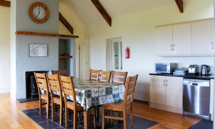 4 Bed in Caherdaniel 2