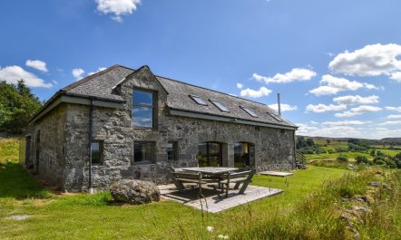 4 Bed in Blacklunans