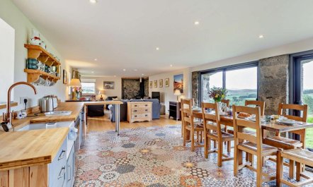 4 Bed in Blacklunans 2