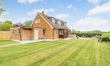 4 Bed in Middlesbrough 5
