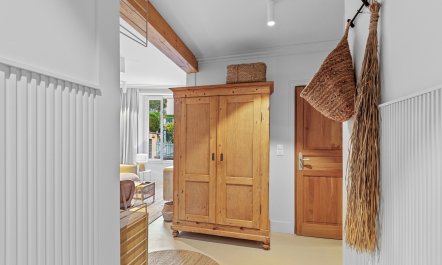 Lively Hideaway 6