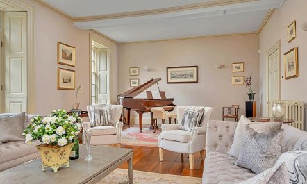 The English Flower 0