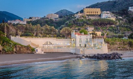 Fishermen's Retreat 3