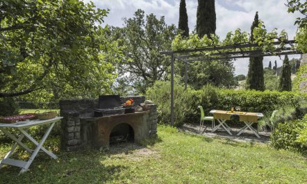 Under the Tuscan Sky 8