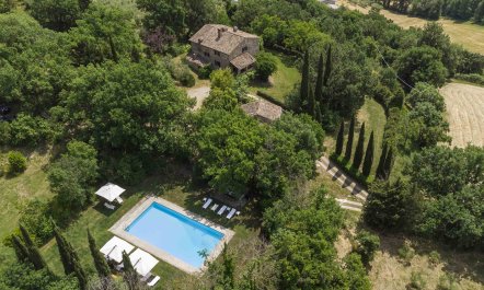 Under the Tuscan Sky 1