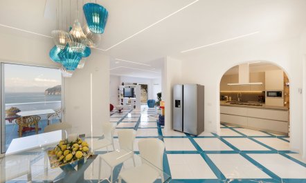 The Pearl of Sorrento 8