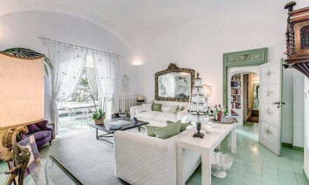 The Garden of Capri 1