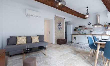 Provençal Promise 3