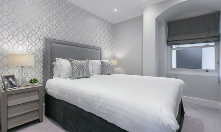 Wave From The Platform 5