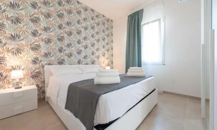 Sicilian Seaside Villa 7