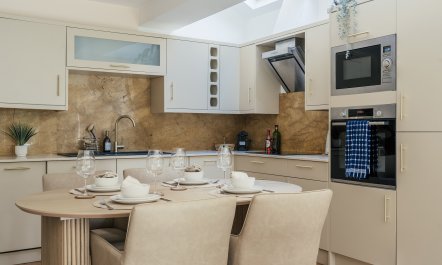 Battersea Bolthole 6