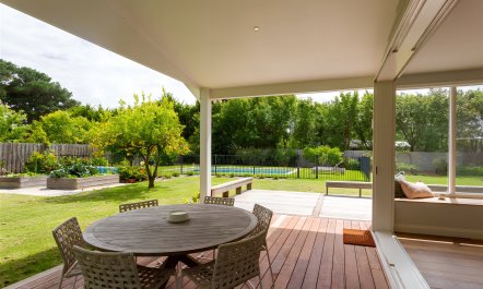 Balnarring Botanical Cottage