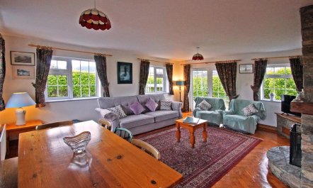 3 Bed in Castletownbere 1